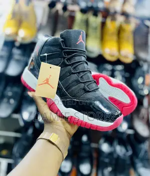 Mens Jordan11