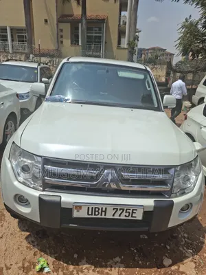 Mitsubishi Pajero 2008 White