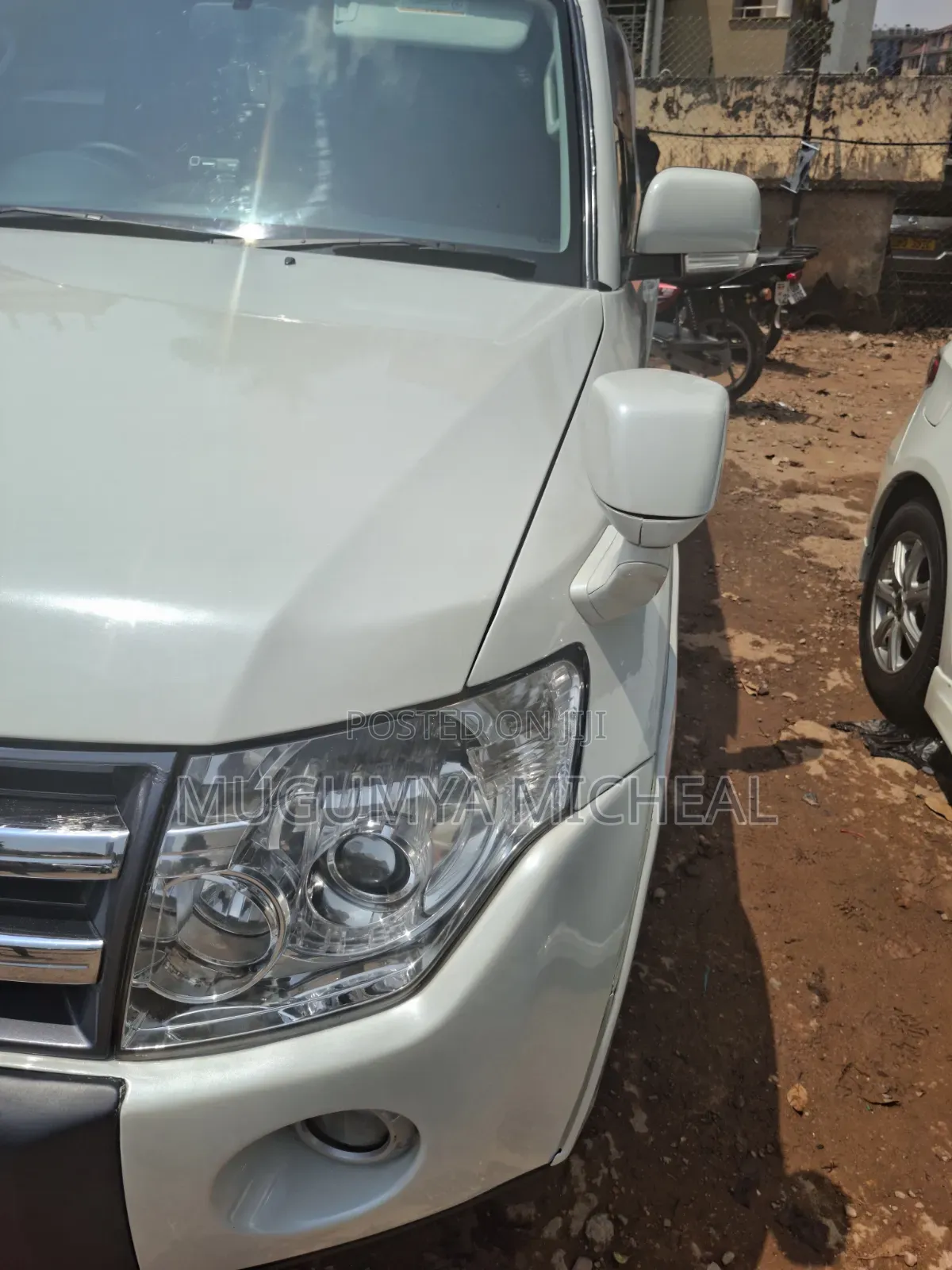 Mitsubishi Pajero 2008 White