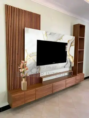 TV Wall Units/Wall Mounting