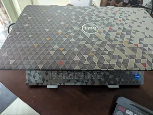 Laptop Dell Precision 3560 16GB Intel Core i7 SSD 512GB