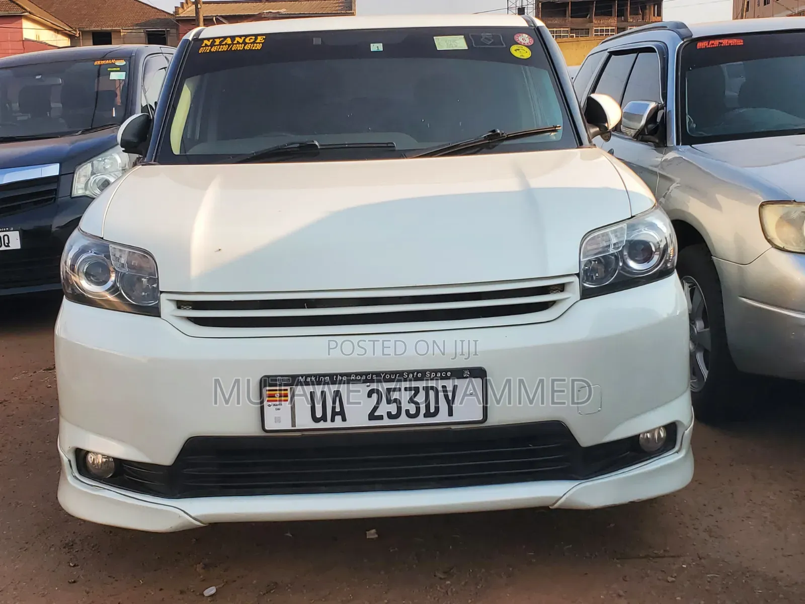 Toyota Corolla Rumion 2010 White