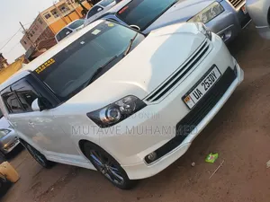 Toyota Corolla Rumion 2010 White