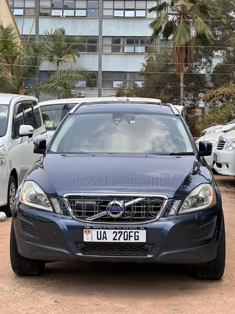 Volvo XC60 2013 Blue
