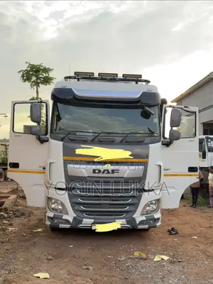 DAF XF 530 6x4 Midlift Tractor Head Fuso 2019