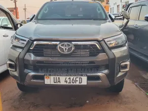 Toyota Hilux 2016 Green