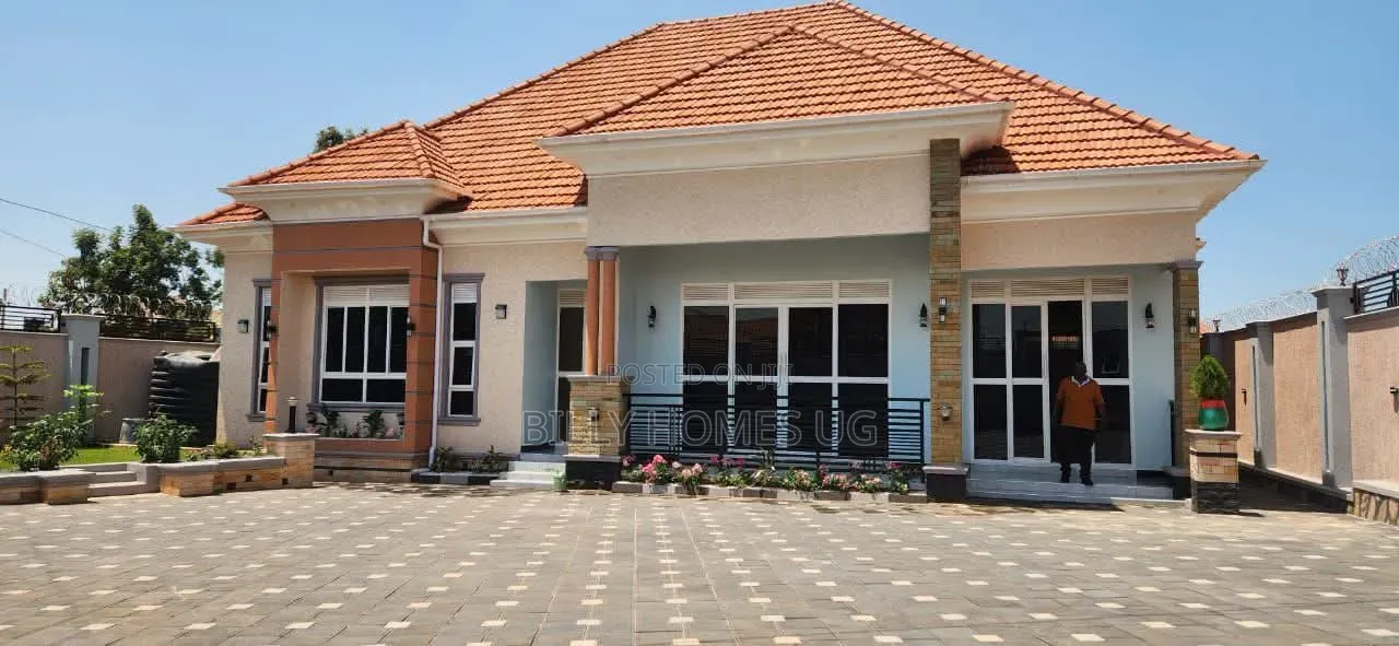 4bdrm Bungalow in Ssisa for sale