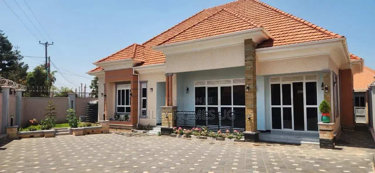 4bdrm Bungalow in Ssisa for sale