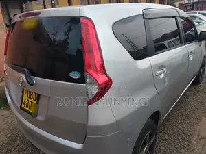 Toyota Passo Sette 2008 Silver