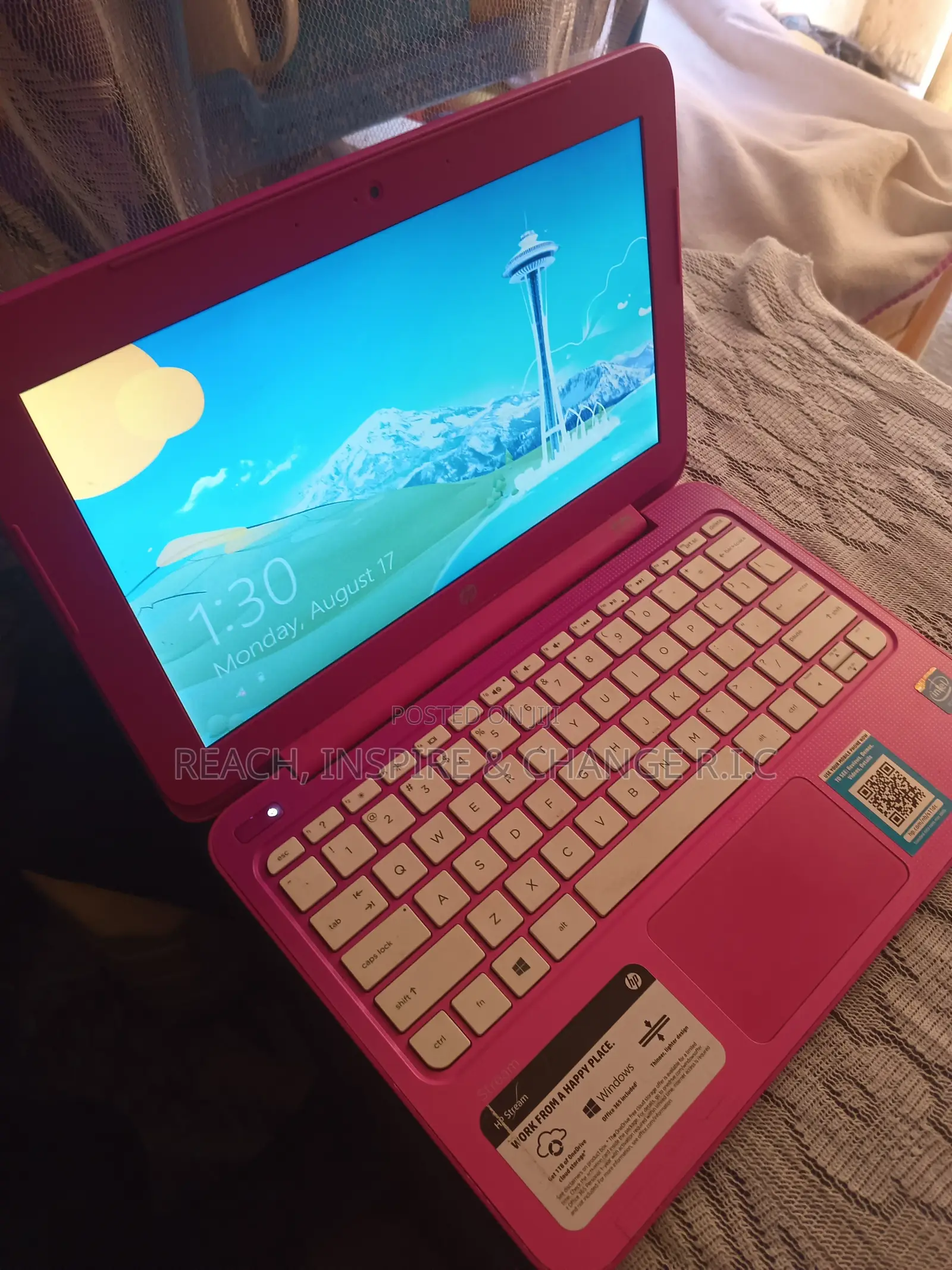 Laptop HP Stream 11 8GB Intel Core i3 HDD 60GB