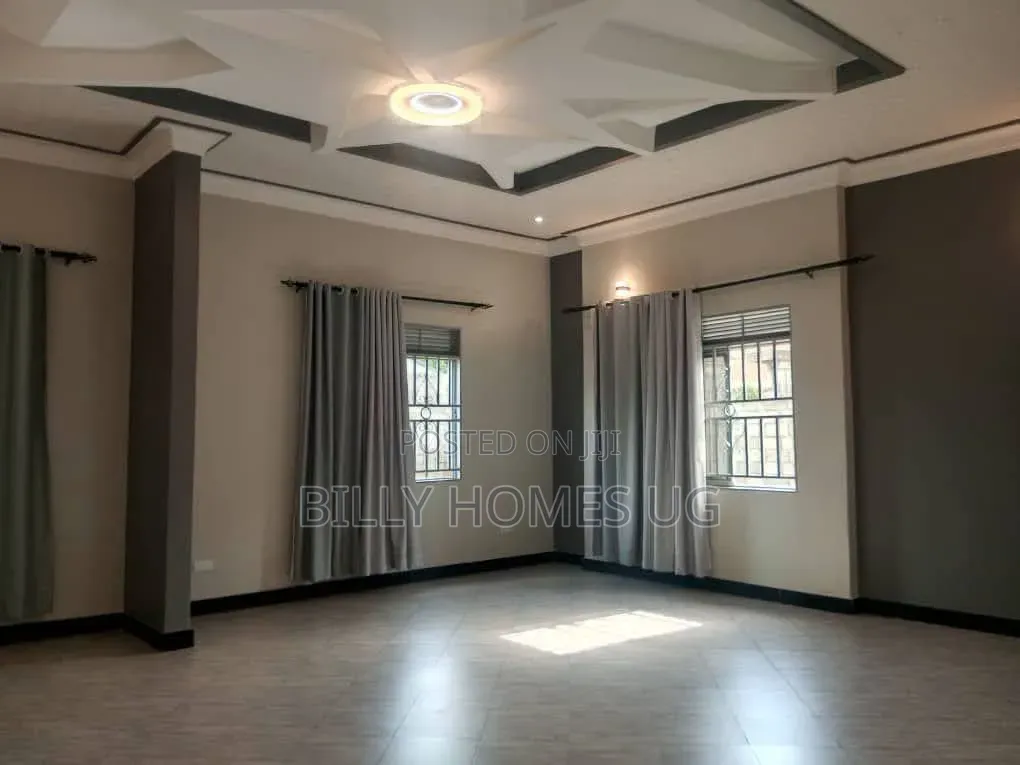 3bdrm House in Ssisa for sale