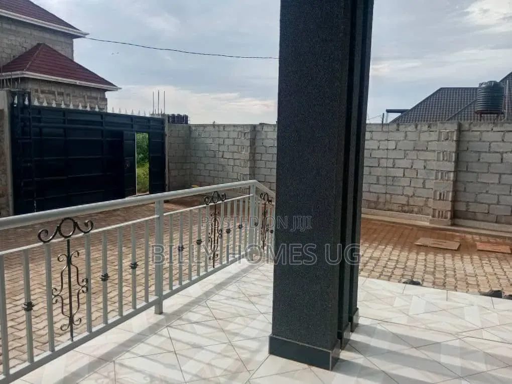 3bdrm House in Ssisa for sale