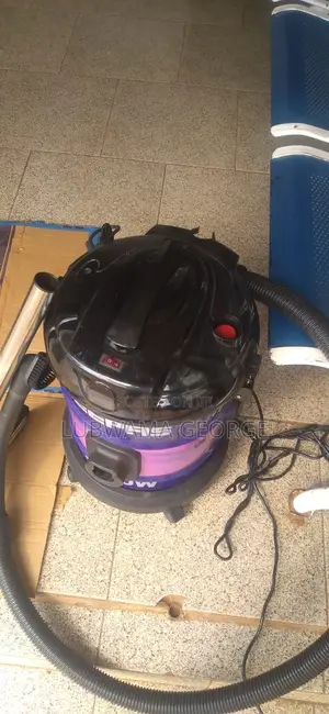 Vacuum Cleaner