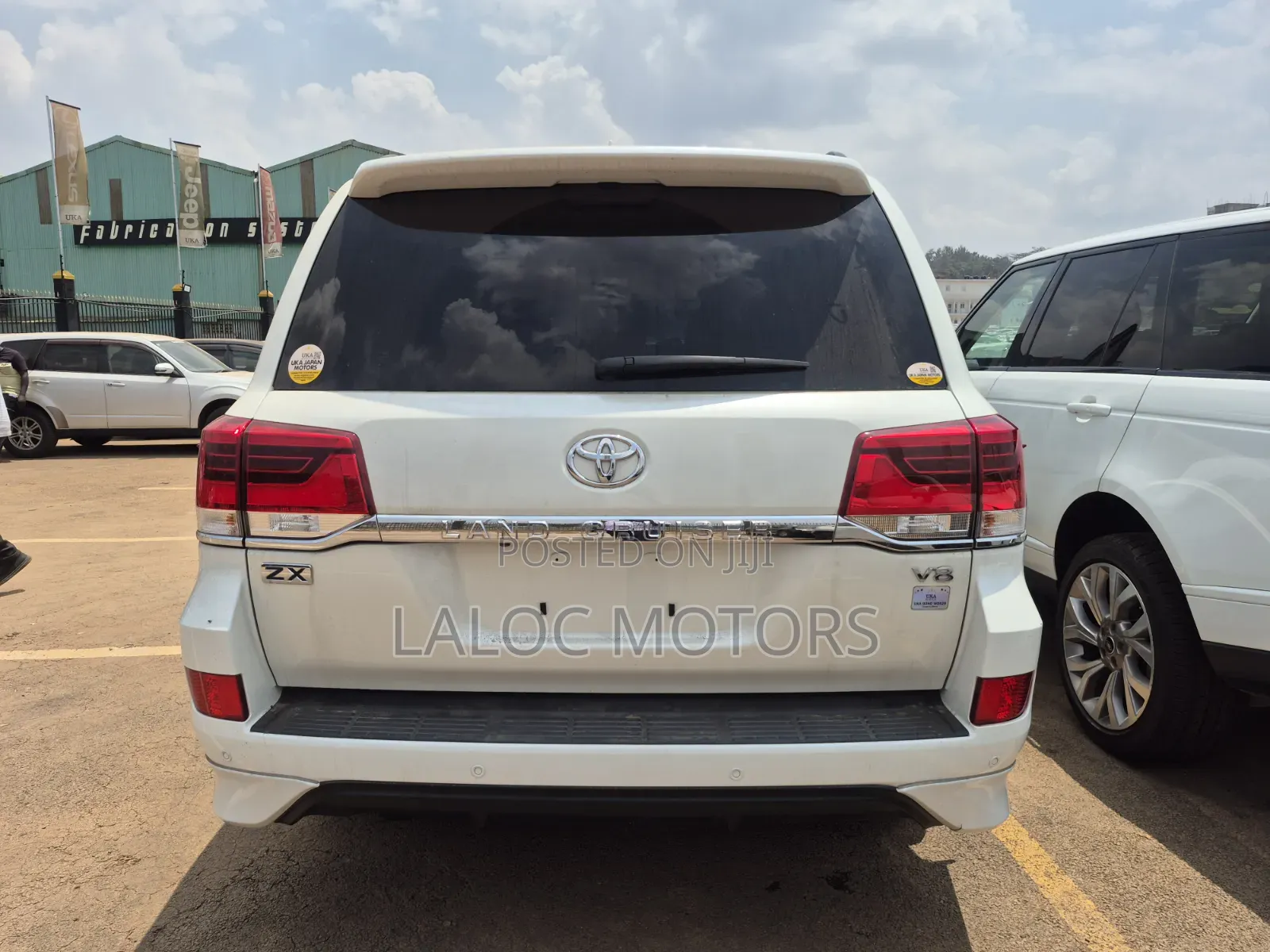 Toyota Land Cruiser 2017 White