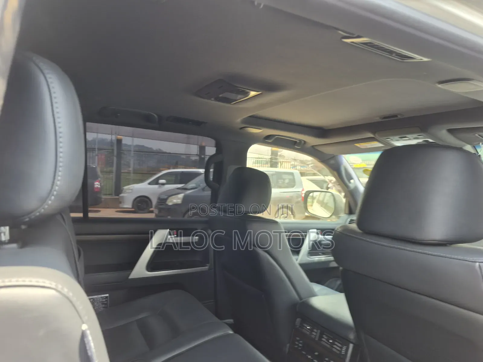 Toyota Land Cruiser 2017 White