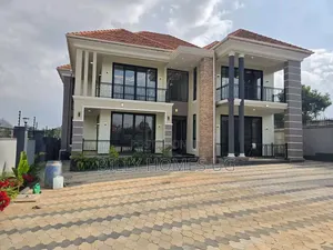 6bdrm Mansion in Kira for sale