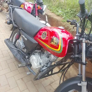 New Honda Hornet 2024 Red