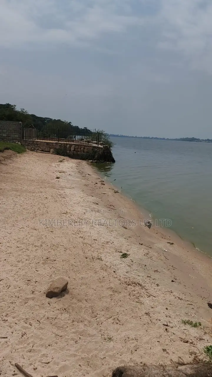  Lakeshore Land for Sale – Garuga, Entebbe Road