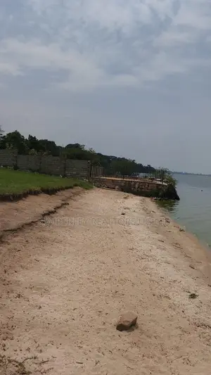  Lakeshore Land for Sale – Garuga, Entebbe Road
