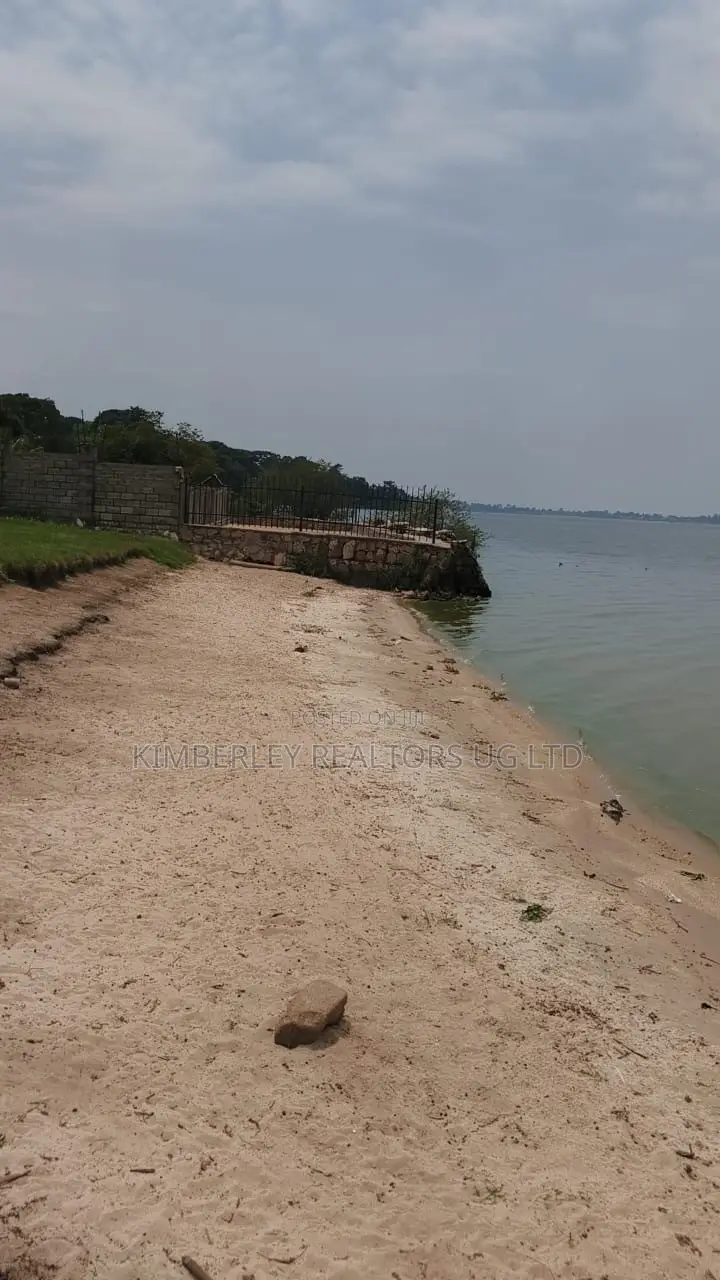  Lakeshore Land for Sale – Garuga, Entebbe Road