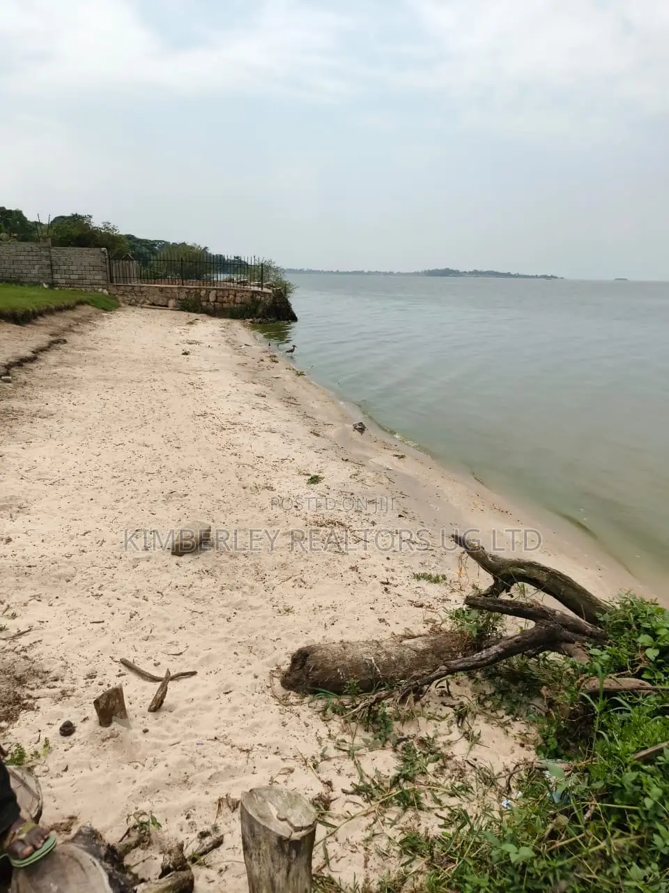  Lakeshore Land for Sale – Garuga, Entebbe Road