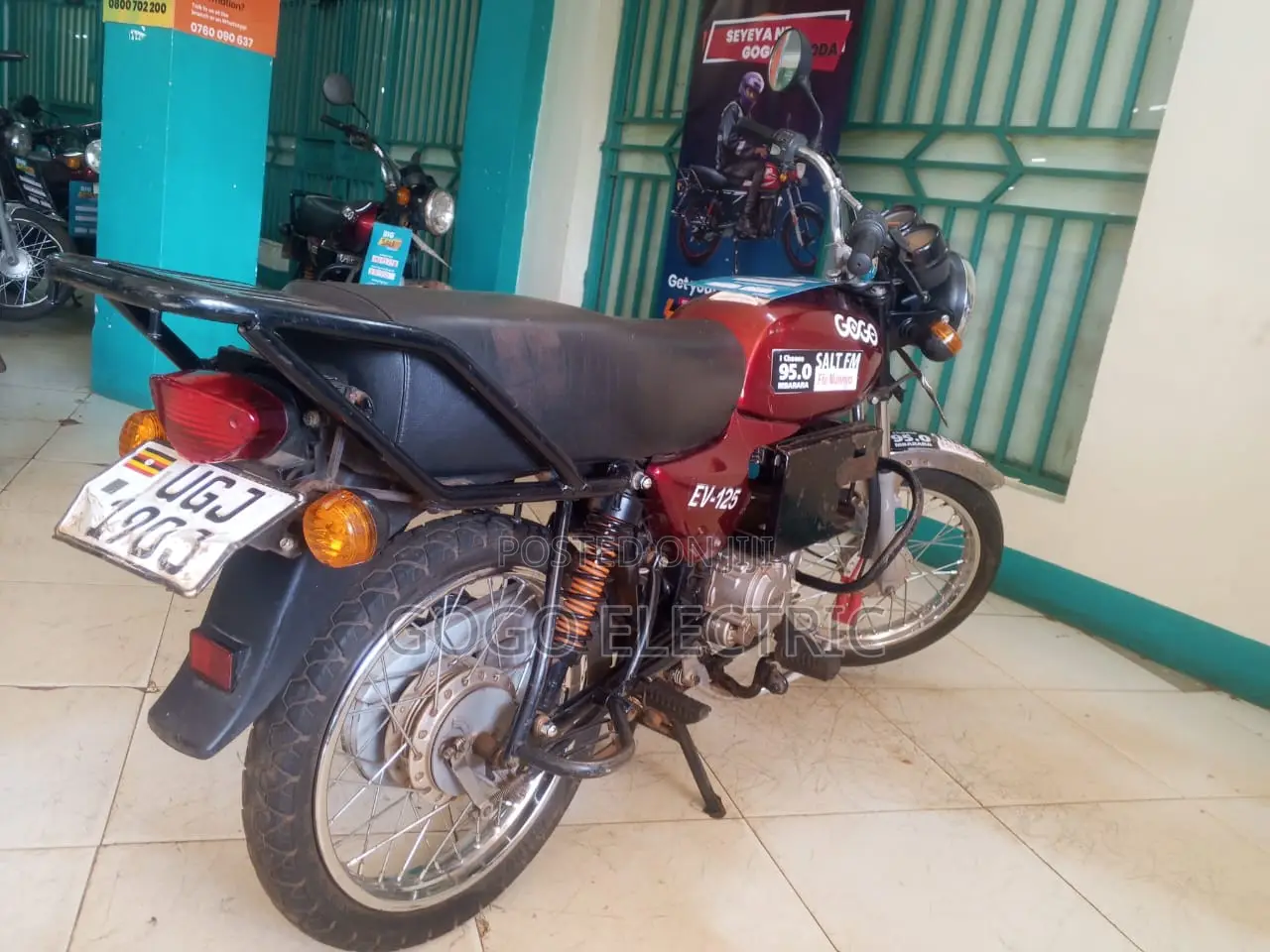Bajaj Boxer 100 2024 Red