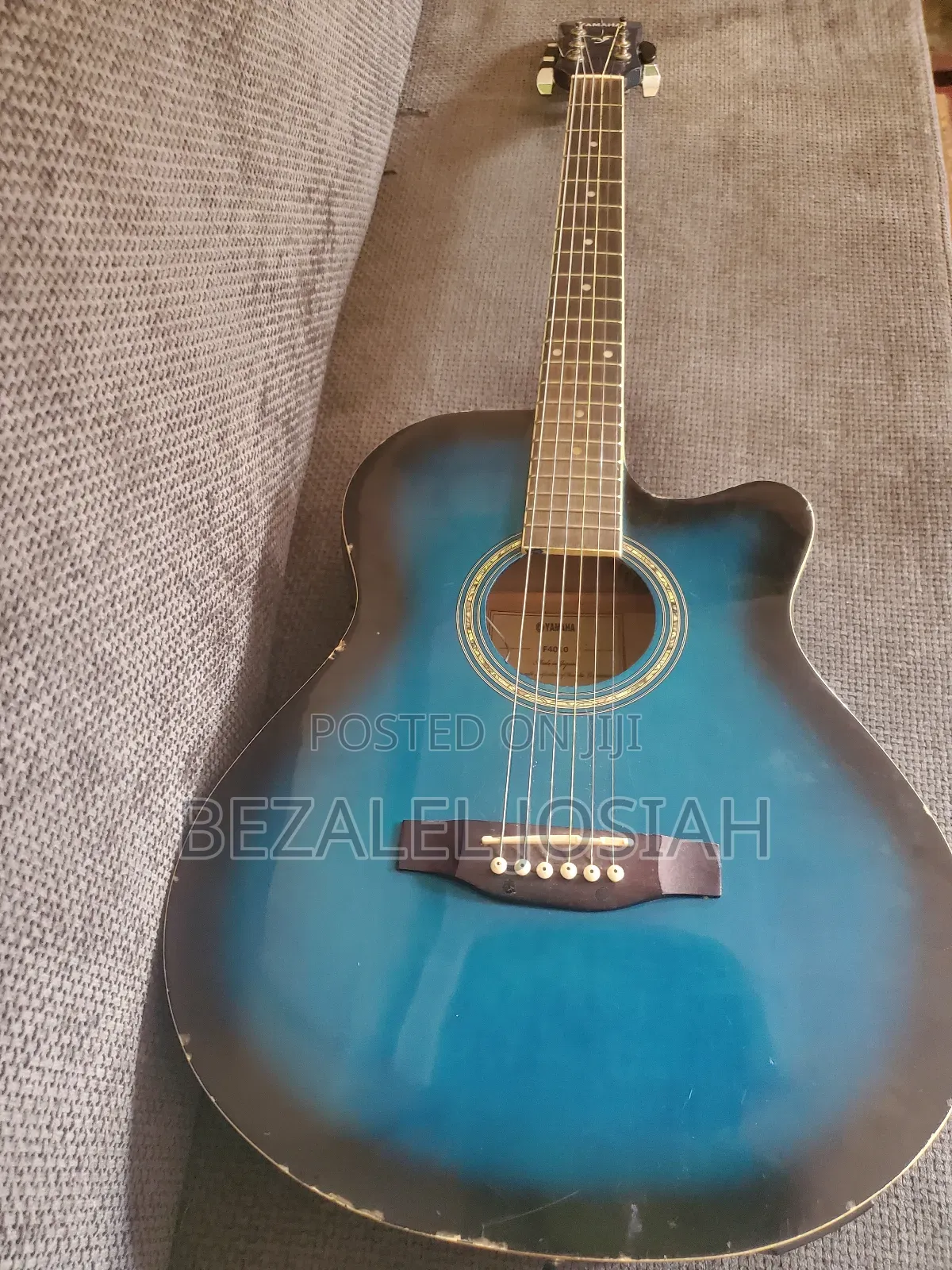Acoustic Guitar