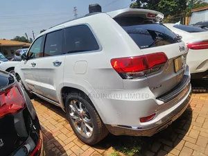 Jeep Grand Cherokee 2019 White