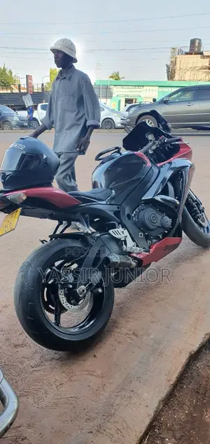 Suzuki GSX-R 2020 Red
