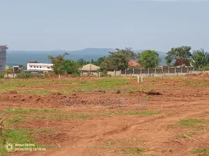 Lakeview Plots for Sale Located in Kawuku-Bwerenga