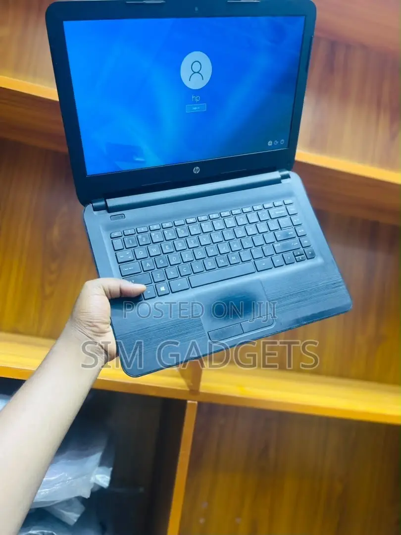 Laptop HP 14-dq1025cl 4GB Intel Celeron HDD 320GB