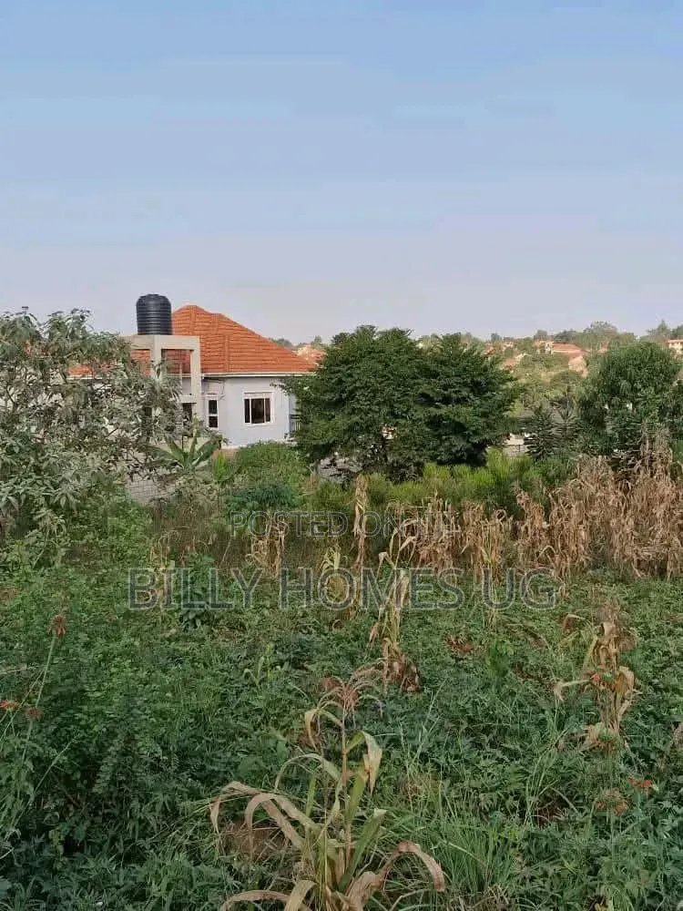 Plot for Sale Located in Kira-Nsasa