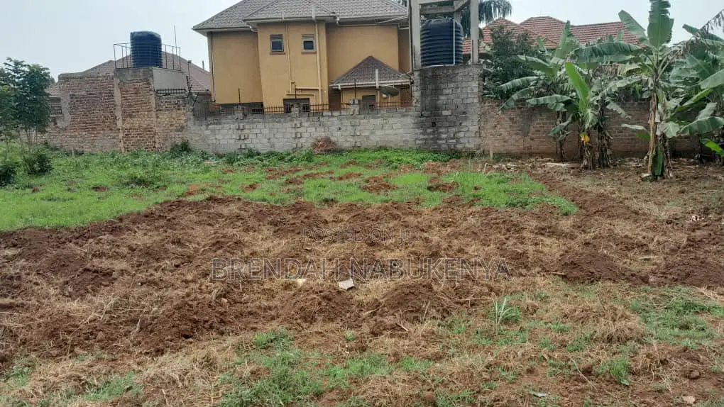 QUICK CASH SALE: Prime 50x100 Plot in Kira Buwate