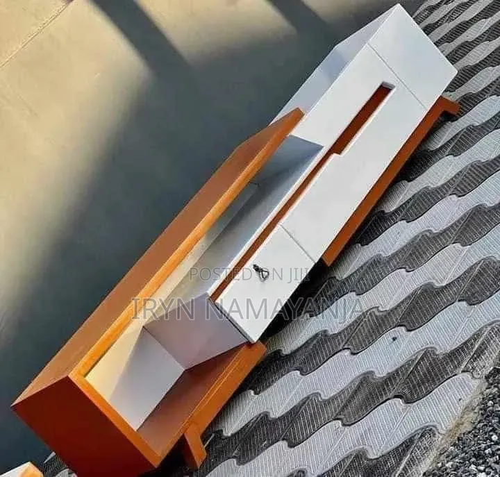 Maria TV Stands