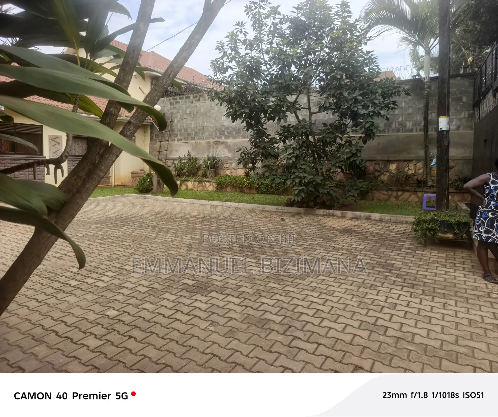 Furnished 3bdrm Bungalow in Kira, Central Division for sale