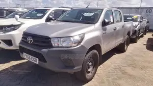 Toyota Hilux 2017 Silver