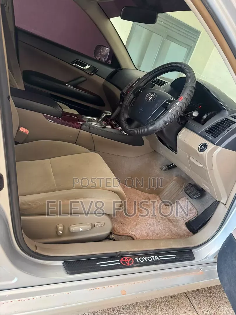 Toyota Mark X 2009 Gray