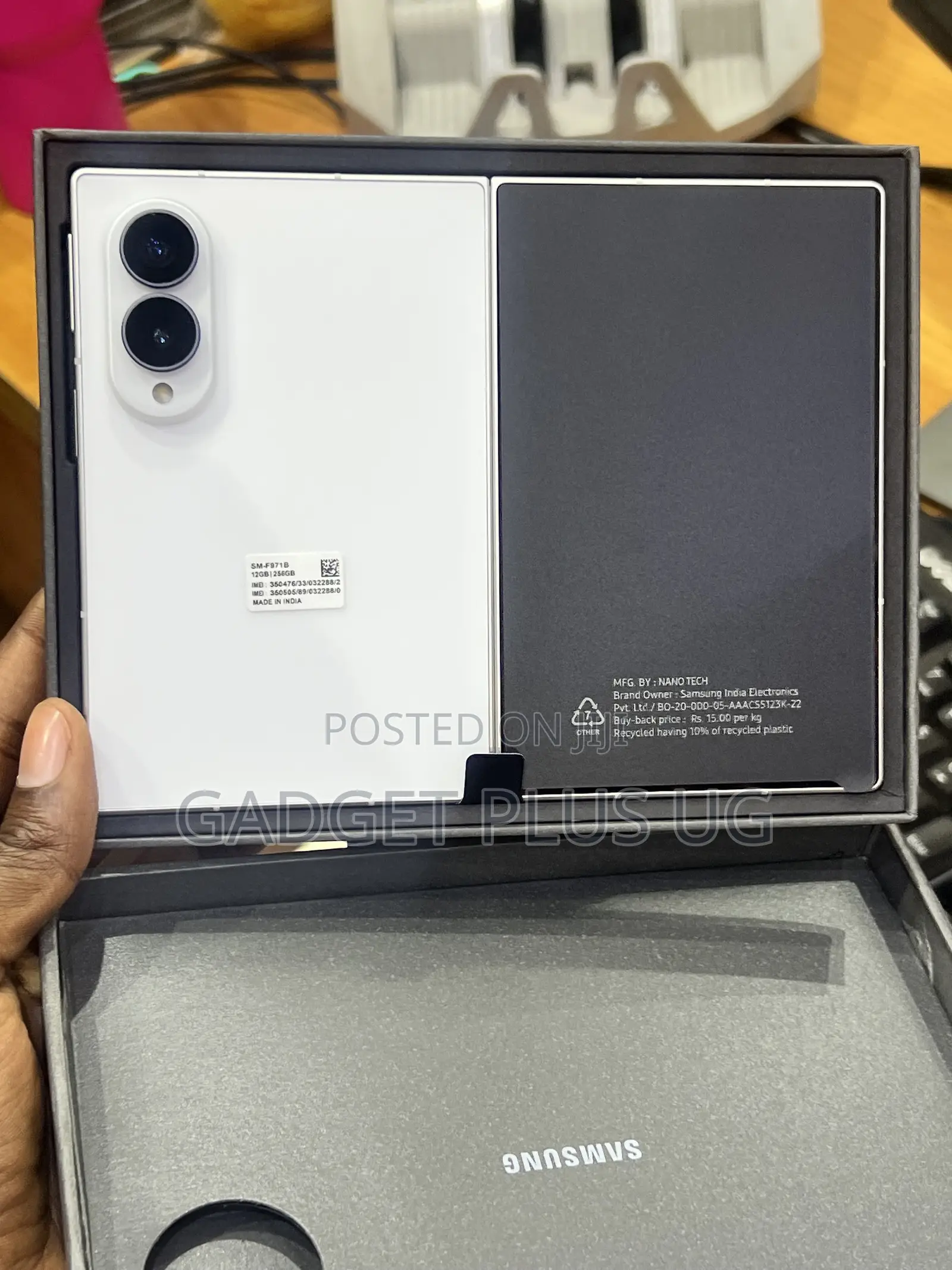 New Samsung Galaxy Z Fold8 256 GB White