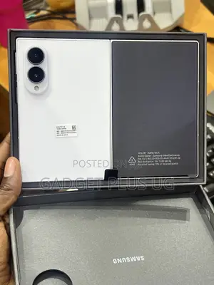 New Samsung Galaxy Z Fold8 256 GB White