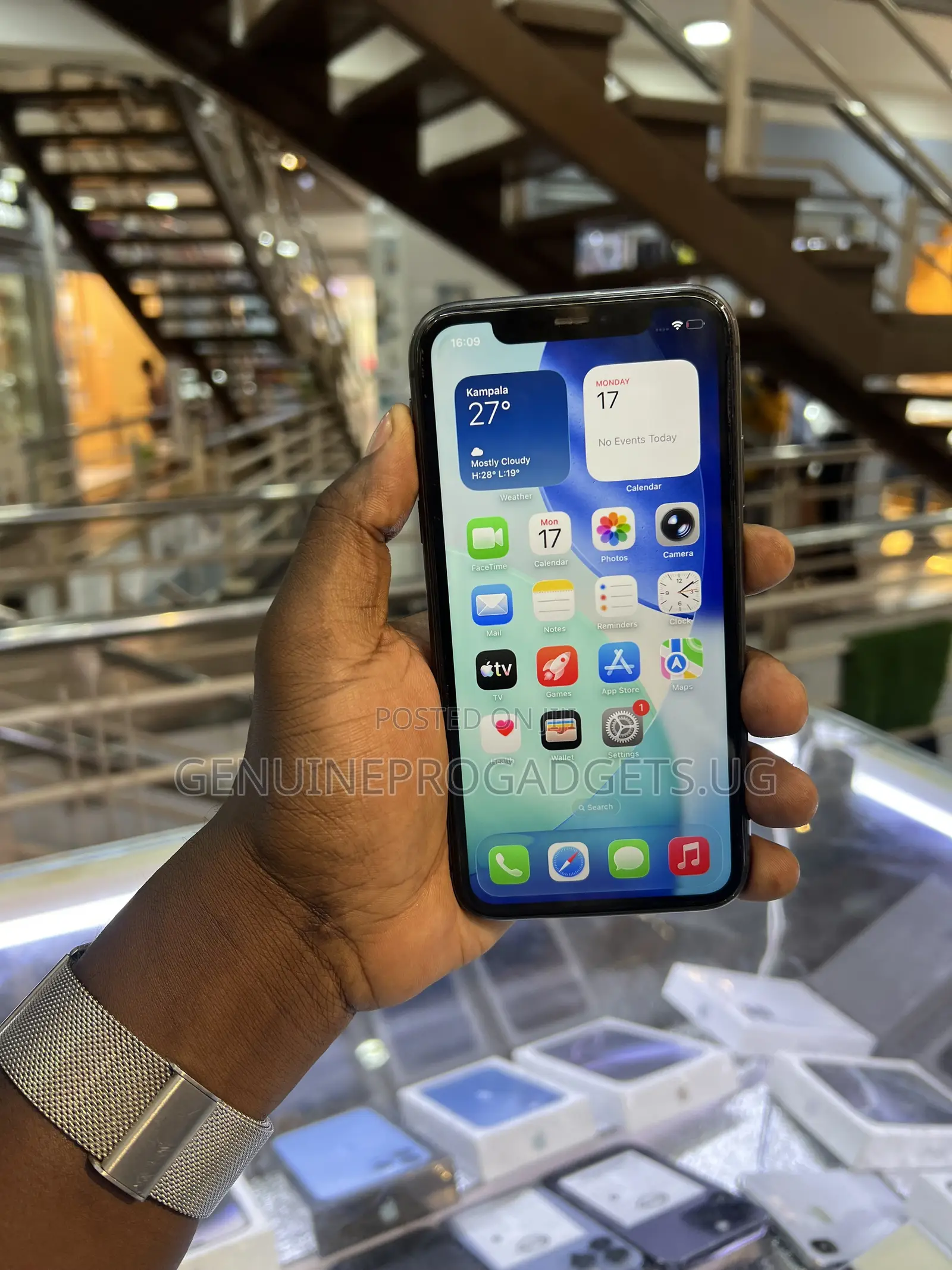 Apple iPhone 11 64 GB Black