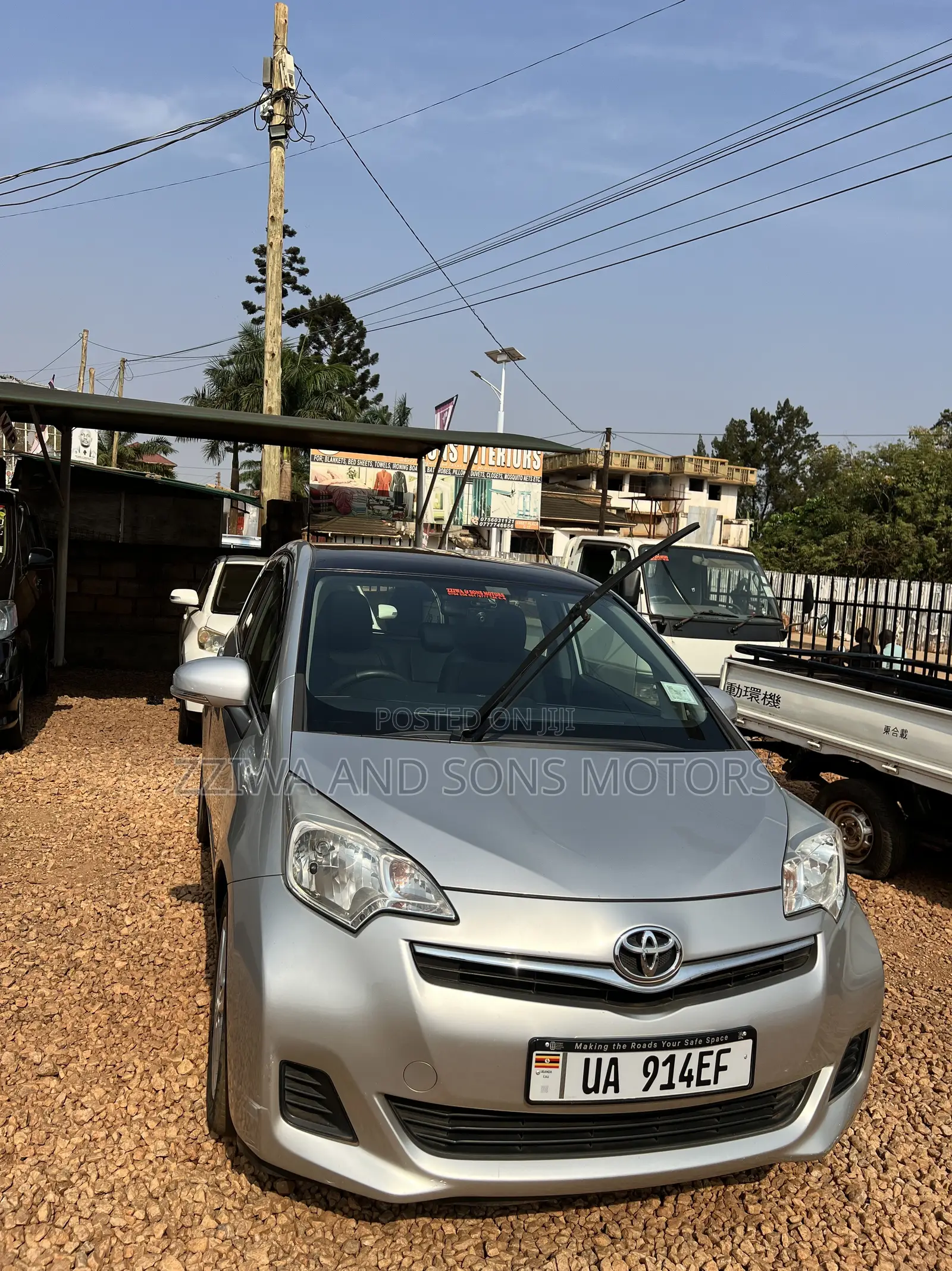 Toyota Ractis 1.5 AWD 2016 Silver