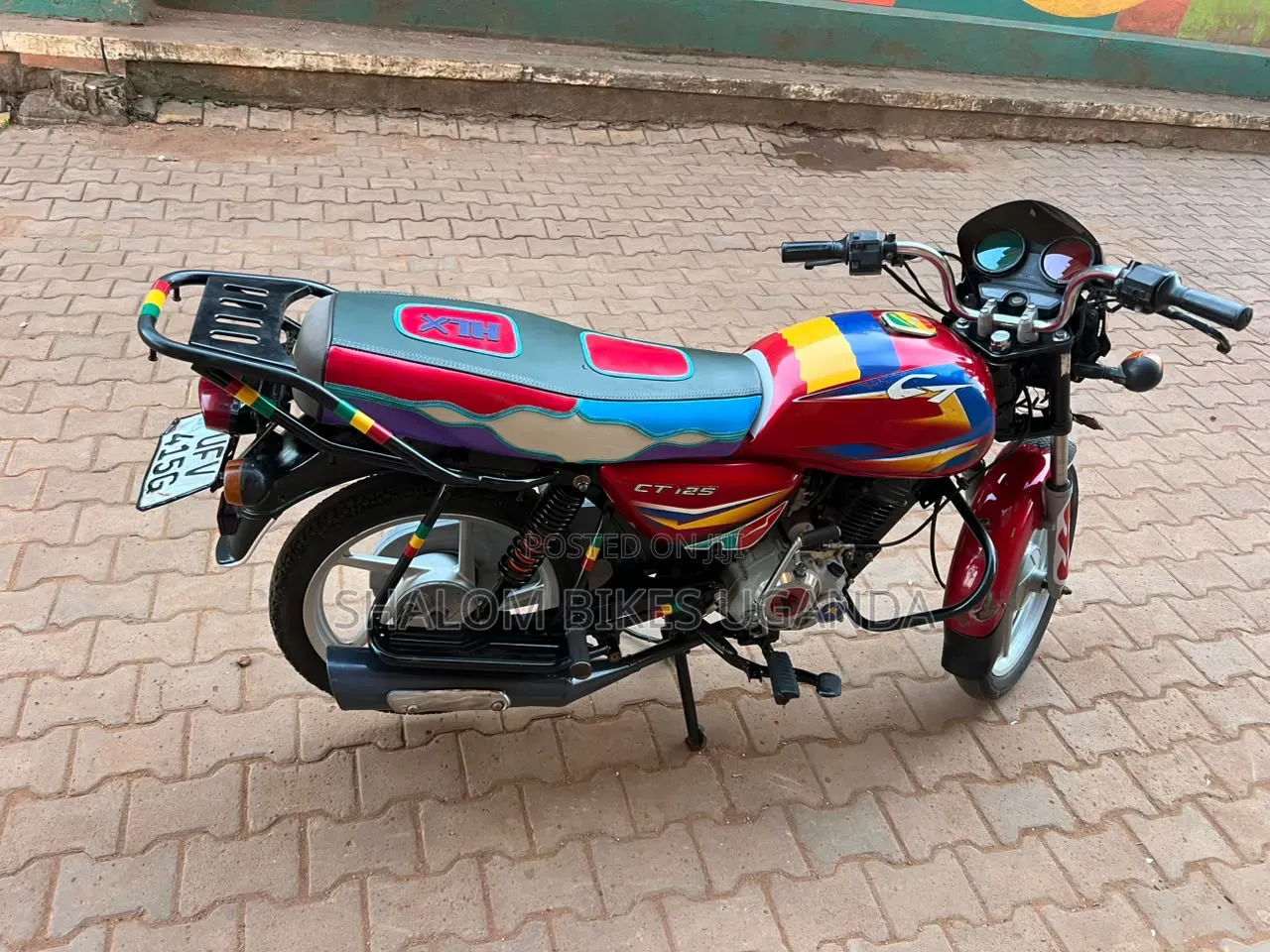 Bajaj CT 125X 2023 Red
