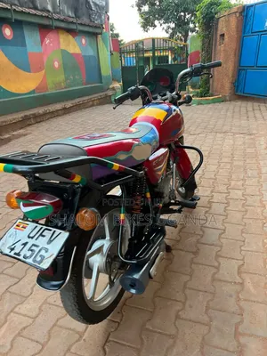 Bajaj CT 125X 2023 Red
