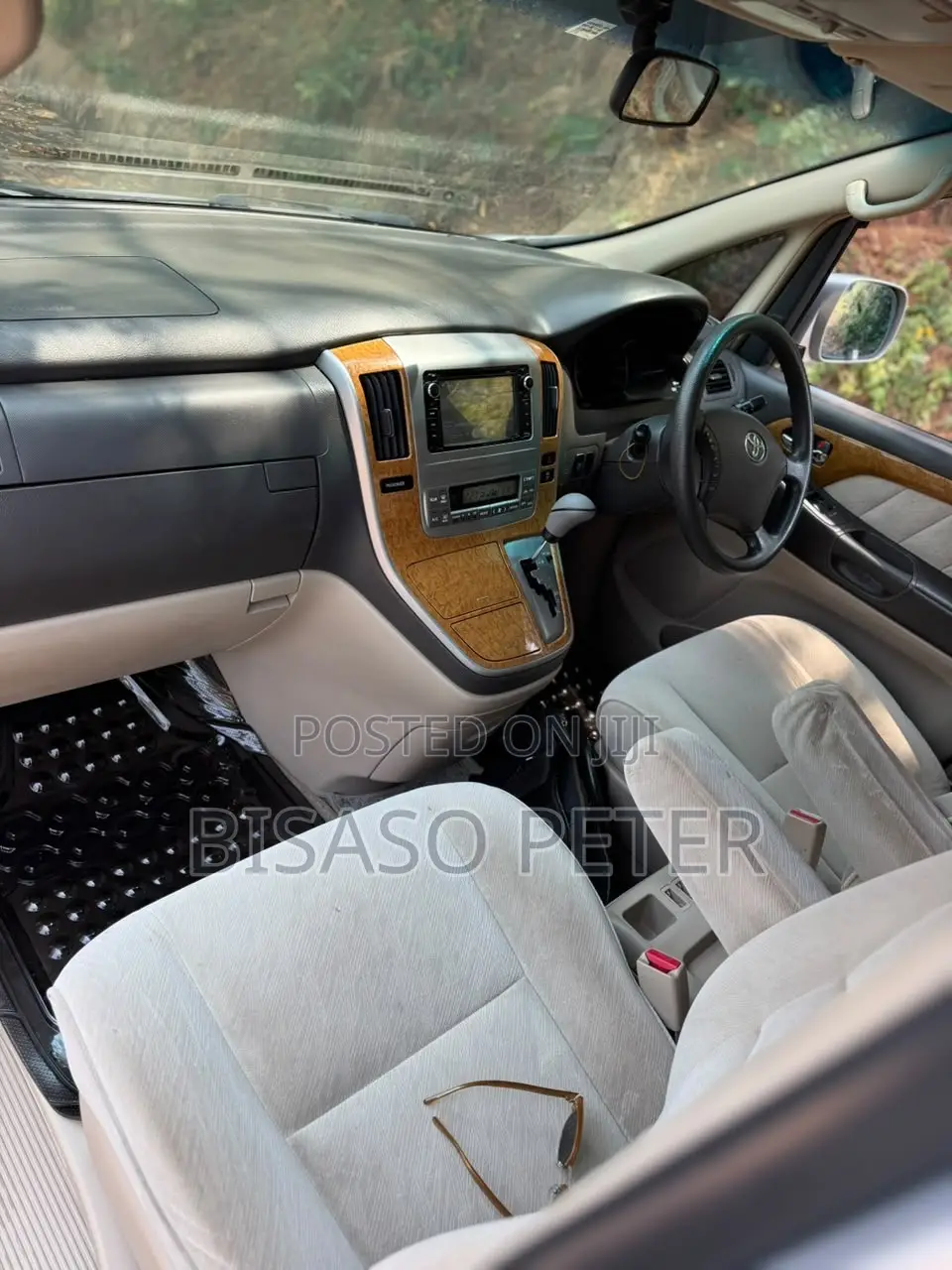 Toyota Alphard 2.4 Petrol AWD 2007 Silver
