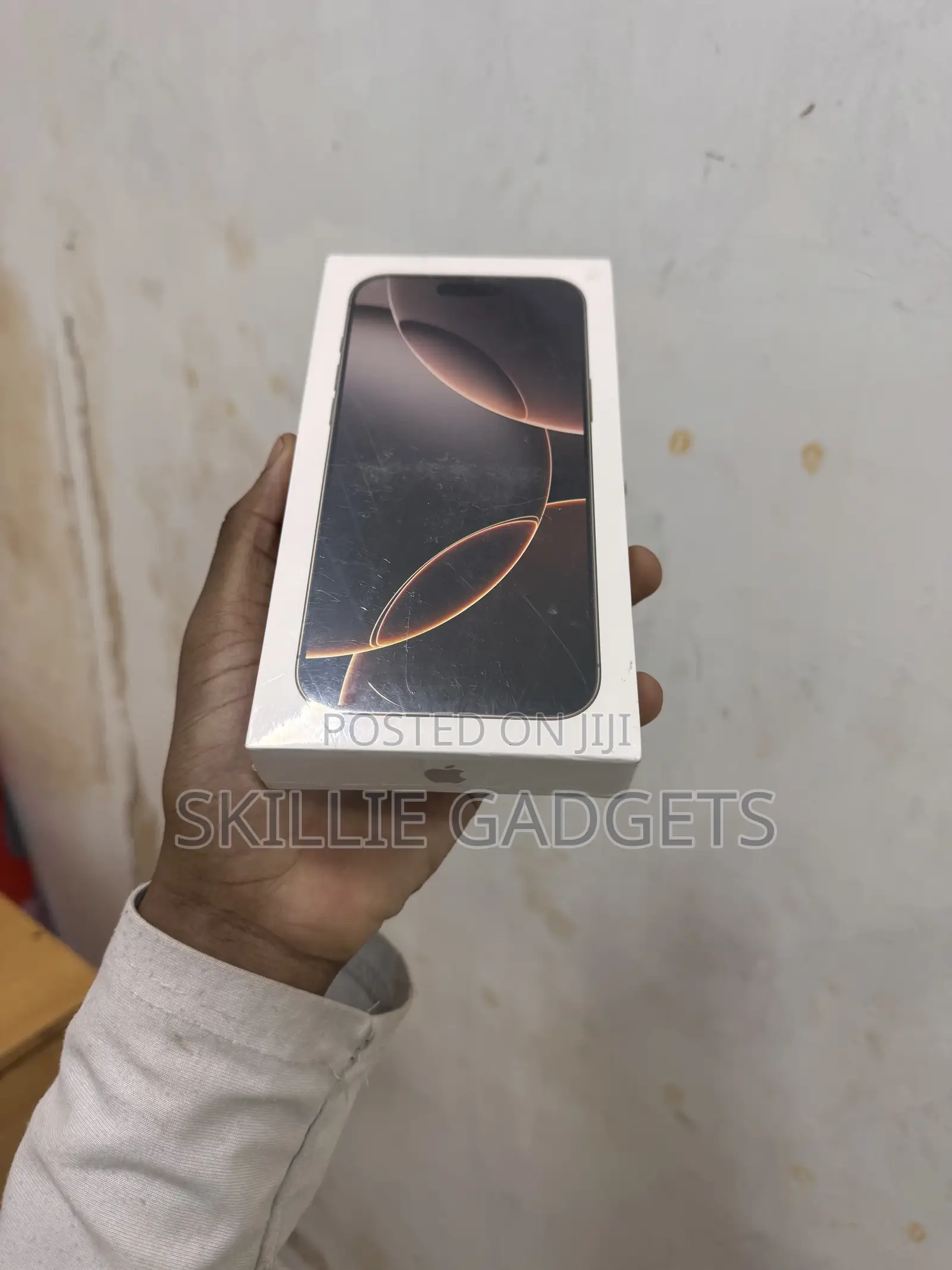 New Apple iPhone 16 Pro Max 256 GB Bronze