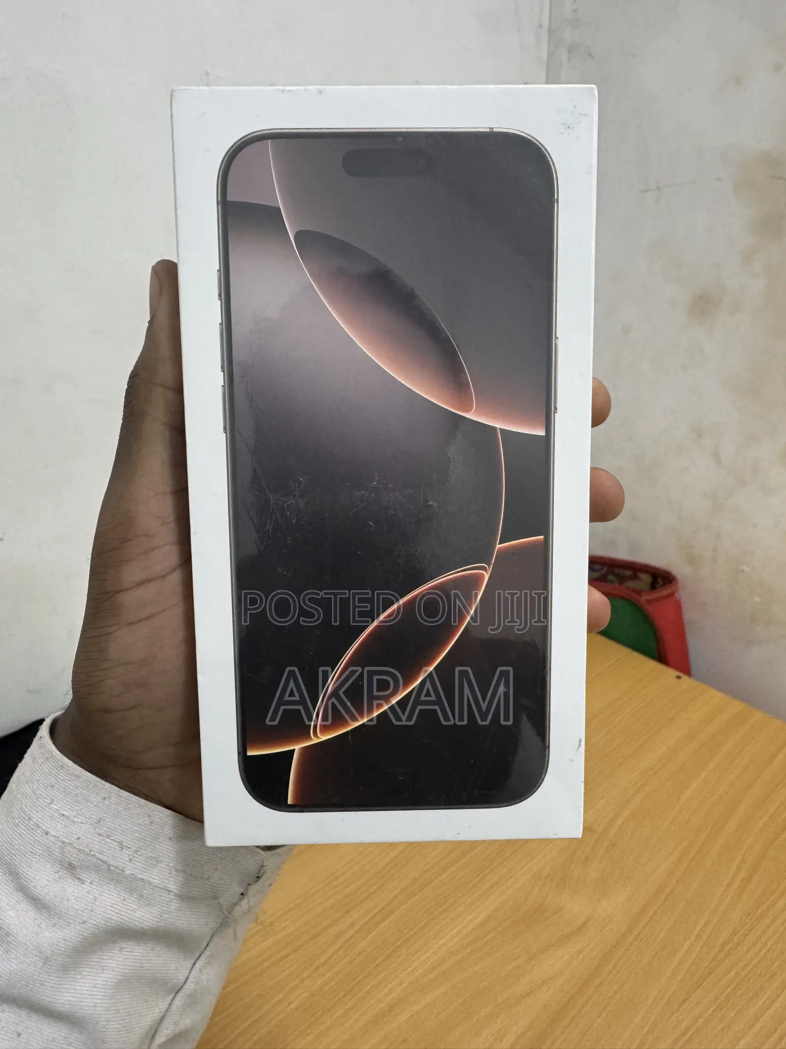 New Apple iPhone 16 Pro Max 256 GB Bronze