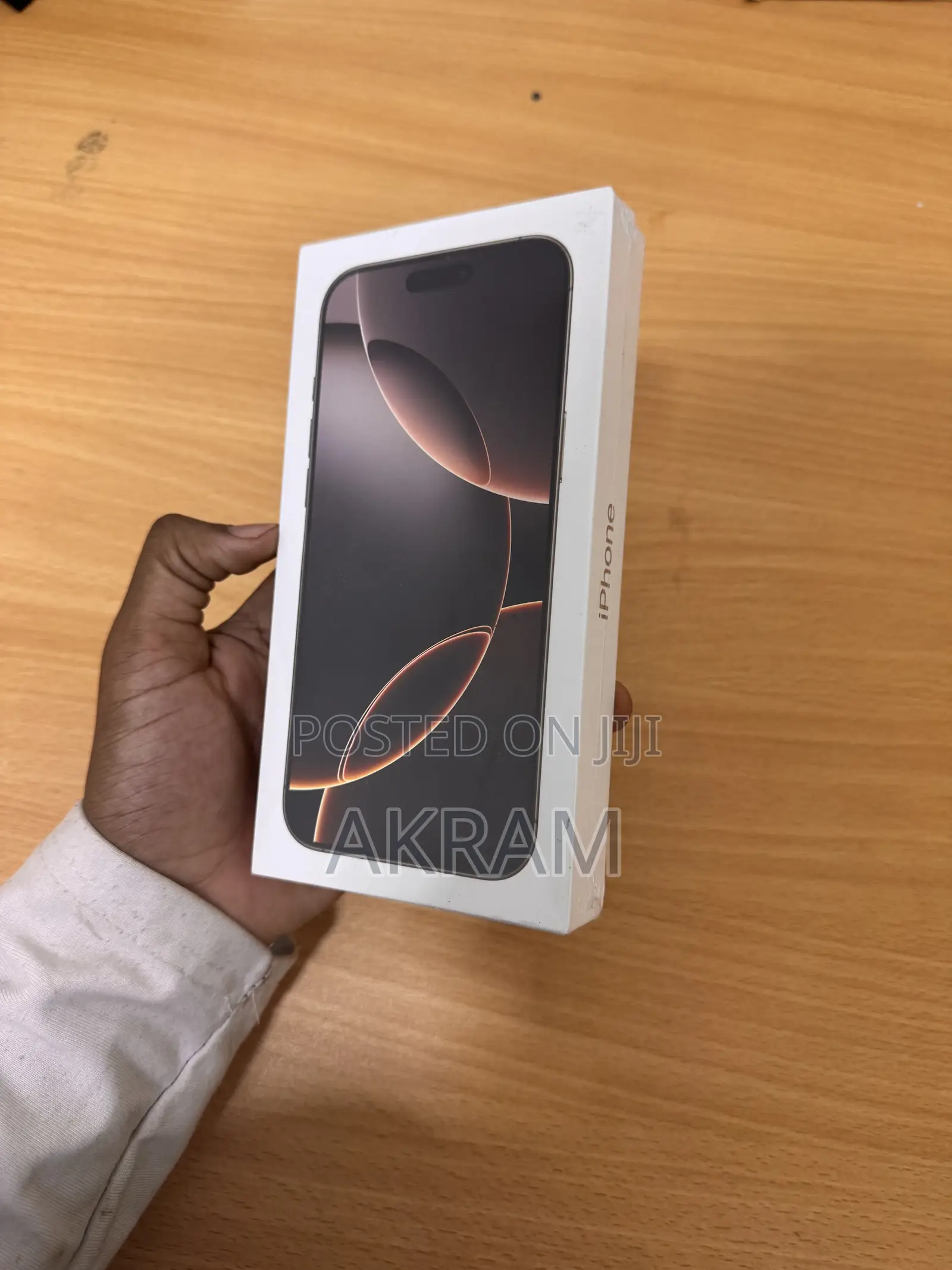 New Apple iPhone 16 Pro Max 256 GB Bronze