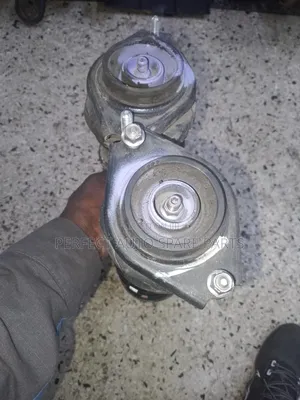 Shockabsobers for Subaru Legacy Outback in Stock Japan