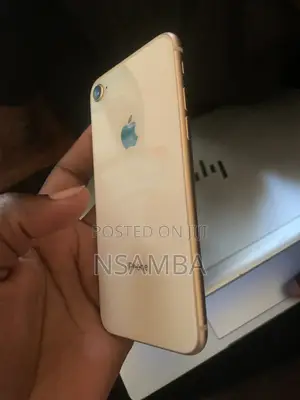 Apple iPhone 8 64 GB White
