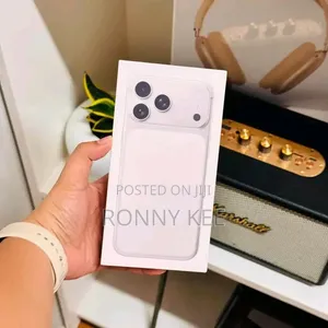 New Apple iPhone 17 Pro Max 256 GB Silver